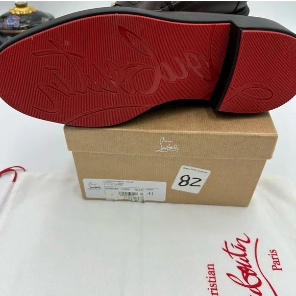 Men’s Christian Louboutin Urbino moc Leather logo Loafers size 41 made in Italy